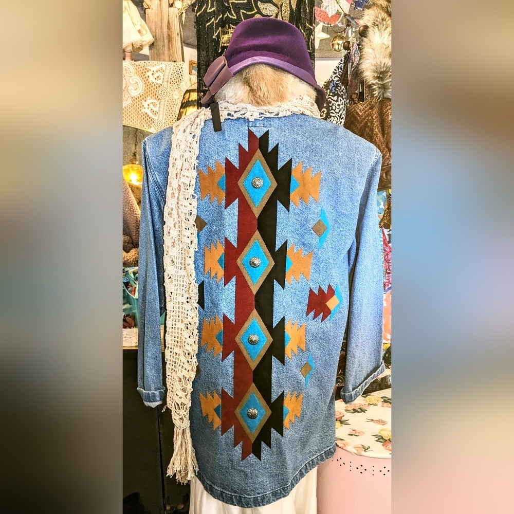 NWOT 1980S Denim jacket Suede Applique & Sterling SILVER CONCHOS XXL